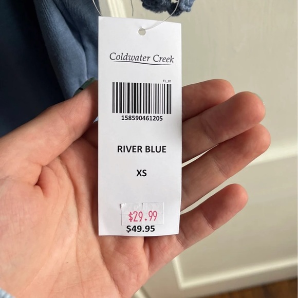 Top - Picture 2 of 2